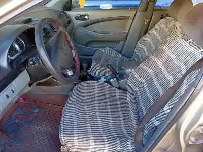 Sloopvoertuig chevrolet lacetti sx van het jaar 2001 aangedreven z20sd