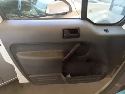 Здавання транспортного засобу ford transit connect (tc7) furg. 75 cv / 55 kw року 2001 потужний bhpa Здавання транспортного засобу ford transit connect (tc7) furg. 75 cv / 55 kw року 2001 потужний bhpa
