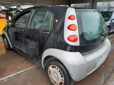 Vehículo de desguace smart forfour 1.3 cat del año 2004 con motor m135930