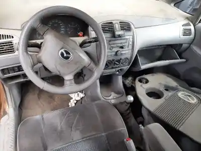 Vehicul casat mazda premacy (cp) td exclusive (66kw) al anului 2000 alimentat rf