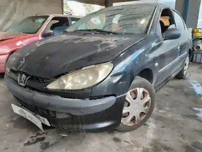 Vehicul casat peugeot 206 berlina 1.4 al anului 2005 alimentat kfw