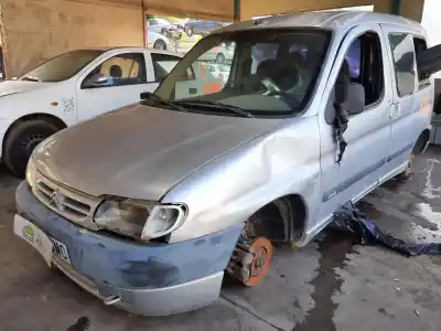 Veículo de Sucata citroen berlingo 2.0 hdi sx plus familiar do ano 2001 alimentado rhy