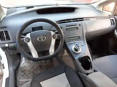 Здавання транспортного засобу toyota prius (nhw30) plug-in hybrid advance року 2010 потужний 2zr