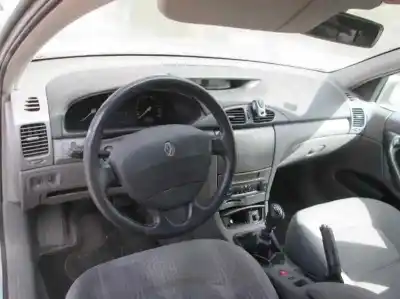 Hurda Aracı renault laguna ii (bg0) d/f/70 c7 yılın 2003 güçlü d/f/70 c7