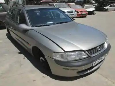 Veicolo di demolizione opel vectra b caravan 2.0 dti dell'anno 1998 alimentato 