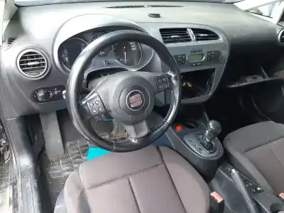 Veículo de Sucata seat leon (1p1) 2.0 tdi 16v do ano 2006 alimentado bkd