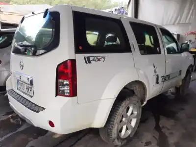 Veículo de Sucata nissan pathfinder (r51) 2.5 dci le do ano 2001 alimentado yd25