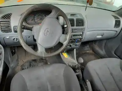 Scrapping Vehicle hyundai accent (lc) gls of the year 2001 powered g4ea