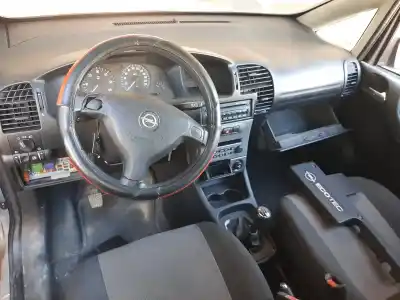 Veículo de Sucata opel zafira a blue line do ano 2001 alimentado y20dth