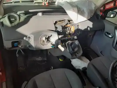 Veículo de Sucata renault scenic iii dynamique do ano 2008 alimentado k9k732