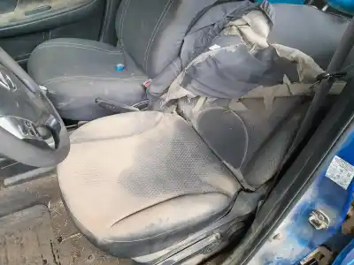 Veicolo di demolizione nissan note (e11e) acenta dell'anno 2007 alimentato k9k276