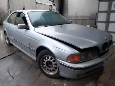 Veículo de Sucata bmw serie 5 berlina (e39) 528i do ano 1997 alimentado m52b28