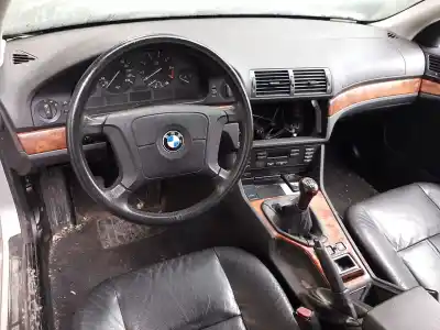Veículo de Sucata bmw serie 5 berlina (e39) 528i do ano 1997 alimentado m52b28