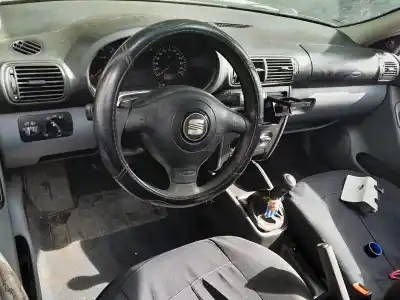Veículo de Sucata seat leon (1m1) stella do ano 2001 alimentado azd