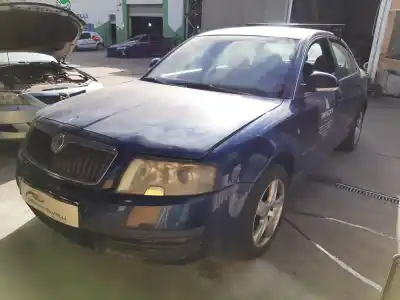 Scrapping Vehicle skoda superb (3u4) classic of the year 2006 powered bsv
