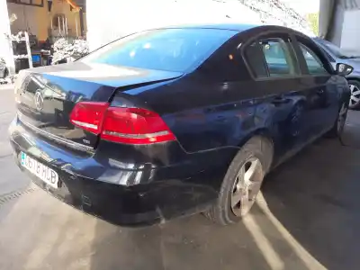 Vehículo de desguace vw                                                 passat b7 (362)                                                                                                                                                                                                                                            1.6 tdi                                                                                                                                                                                                                                                    del año 2011 con motor cayc