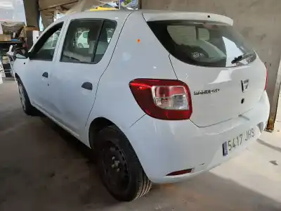 Sloopvoertuig dacia sandero ambiance van het jaar 2015 aangedreven d4f732