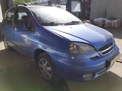 Véhicule à la ferraille daewoo tacuma se de l'année 2004 alimenté a16dms