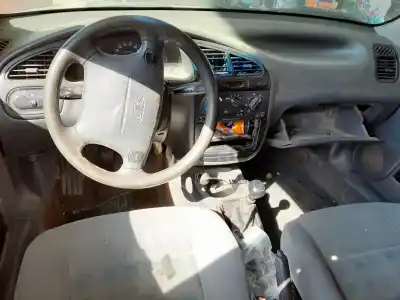 Veicolo di demolizione daewoo lanos s dell'anno 2002 alimentato a13sms