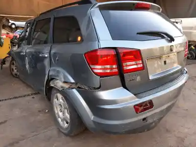Veículo de Sucata dodge journey se do ano 2008 alimentado bwd