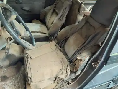 Здавання транспортного засобу SUZUKI SAMURAI (SJ) Lujo Hardtop Largo року 2001 потужний G13BA