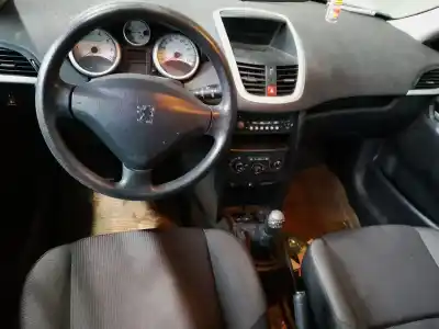 Verschrottungsfahrzeug peugeot 207 confort des jahres 2009 angetrieben kft