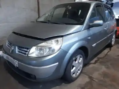 Vehicul casat RENAULT SCENIC II 1.5 dCi Diesel al anului 2005 alimentat K9K732