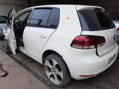Veículo de Sucata volkswagen golf vi (5k1) 2.0 tdi do ano 2009 alimentado cbdc