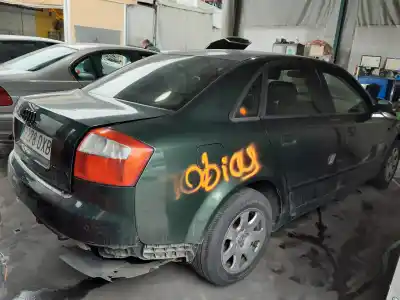 Veículo de Sucata audi a4 b6 (8e2) 1.9 tdi do ano 2001 alimentado avf