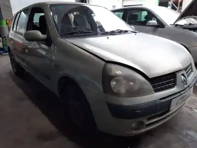 Утилизация автомобиля RENAULT CLIO II FASE II (B/CB0) Expression года 2001 питание D4F712