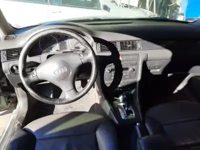 Veicolo di demolizione audi allroad quattro (4b5) 2.5 tdi (132kw) dell'anno 2001 alimentato ake