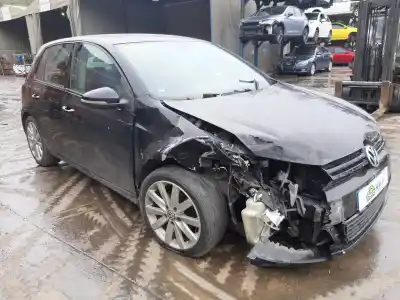 Scrapping Vehicle volkswagen golf vi (5k1) 2.0 tdi of the year 2001 powered cbdc