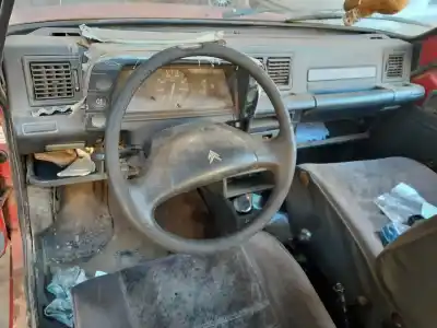 Veículo de Sucata citroen c15 rd familiale do ano 2001 alimentado 161a