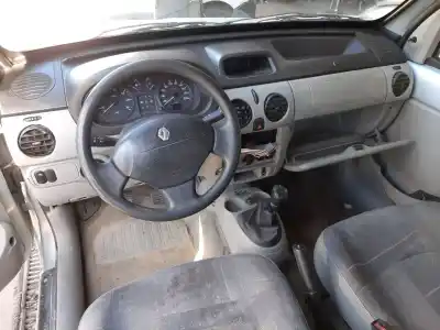 Здавання транспортного засобу renault kangoo (f/kc0) expression року 2003 потужний d7f726