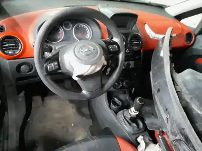 Veicolo di demolizione opel corsa d cmon dell'anno 2008 alimentato z13dth