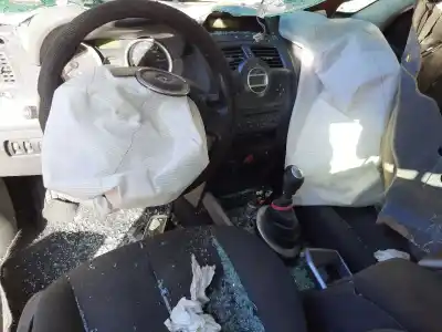 Veículo de Sucata renault megane iii berlina 5 p dynamique do ano 2007 alimentado k9k732