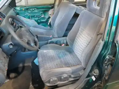 Здавання транспортного засобу honda cr-v (rd1/3) básico (rd1) року 2001 потужний b20z1