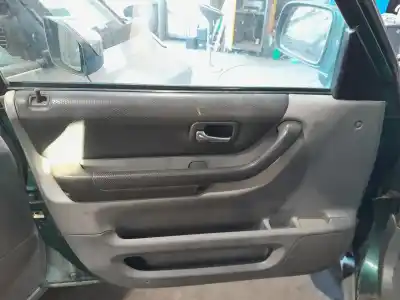 Здавання транспортного засобу honda cr-v (rd1/3) básico (rd1) року 2001 потужний b20z1