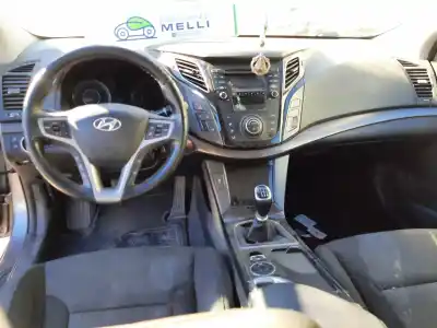 Veicolo di demolizione hyundai i40 i (vf) 1.7 crdi dell'anno 2013 alimentato d4fd