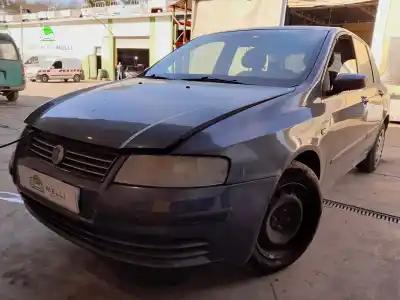 Veicolo di demolizione fiat stilo (192) 1.9 jtd cat dell'anno 2001 alimentato 192a1000