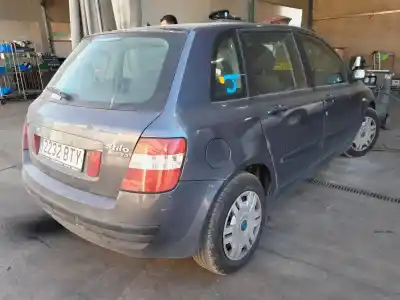Veicolo di demolizione fiat stilo (192) 1.9 jtd cat dell'anno 2001 alimentato 192a1000