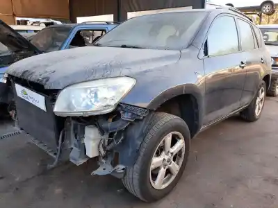 Veicolo di demolizione TOYOTA RAV 4 (A3) Executive dell'anno 2006 alimentato 2ADFTV