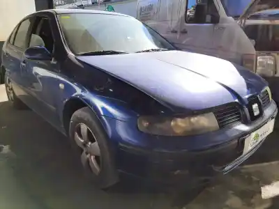 Здавання транспортного засобу seat leon (1m1) stella року 2004 потужний bcb