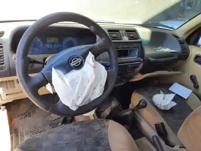 Verschrottungsfahrzeug nissan terrano/terrano.ii (r20) comfort des jahres 2001 angetrieben td27t