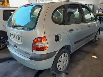 Scrapping Vehicle renault scenic (ja..) 1.4 16v authentique of the year 2003 powered k4j750