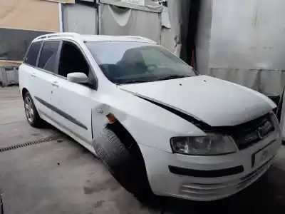 Veicolo di demolizione fiat stilo (192) 1.9 jtd cat dell'anno 2004 alimentato 192a1000