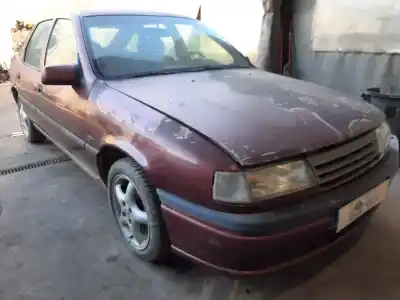 Veículo de Sucata opel vectra a gl do ano 2001 alimentado c18nz