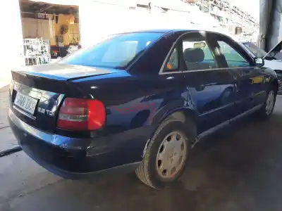 Veículo de Sucata audi a4 berlina (b5) 2.5 tdi do ano 2000 alimentado akn