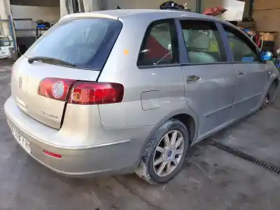 Veicolo di demolizione fiat croma (194_) 1.9 d multijet (194axc1b 194axc12) dell'anno 2007 alimentato 939a2000