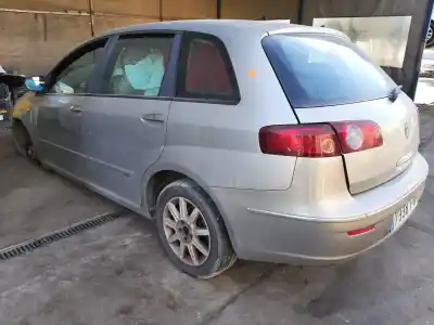 Veicolo di demolizione fiat croma (194_) 1.9 d multijet (194axc1b 194axc12) dell'anno 2007 alimentato 939a2000